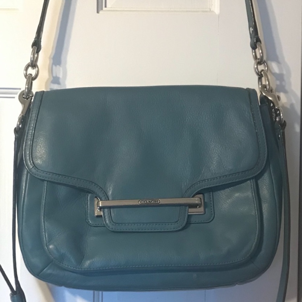 Coach authentic leather teal/turquoise purse